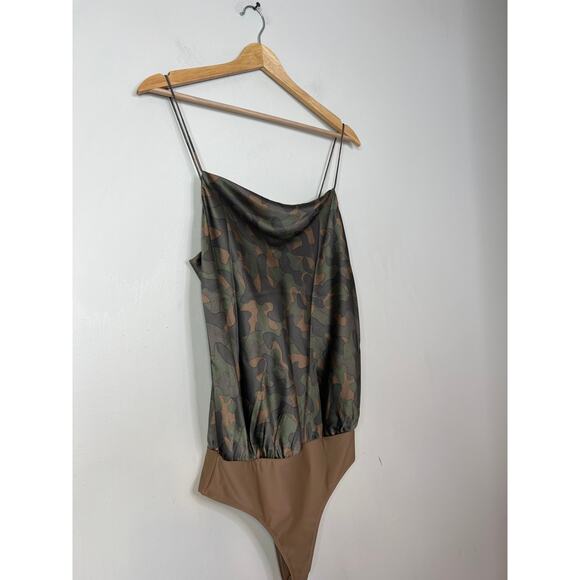 NWT Cami NYC Axel Spaghetti Strap Classic Camo Bodysuit Blouse Top - Picture 3 of 9